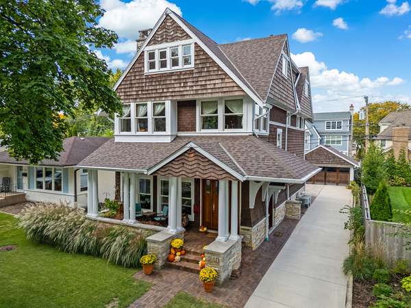 210 S Madison ST, Hinsdale, IL 60521