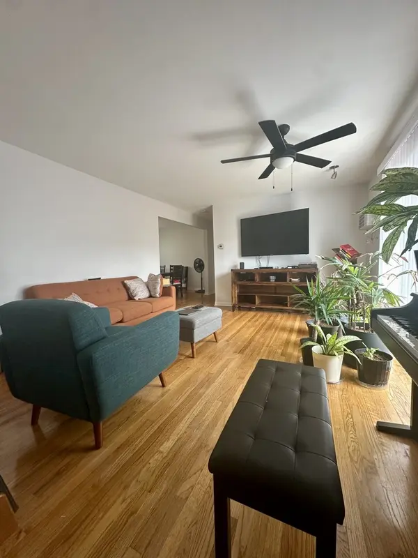 1727 W TOUHY AVE #5, Chicago, IL 60626
