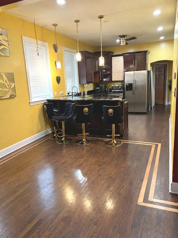 10020 S Charles ST, Chicago, IL 60643