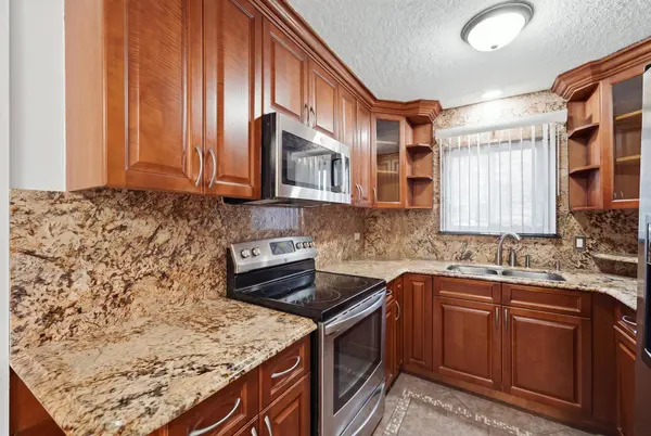 8009 Beloit AVE #1A, Bridgeview, IL 60455
