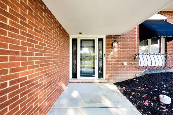 1108 E 192nd ST, Glenwood, IL 60425