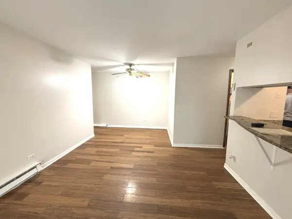 1375 N WINSLOWE DR #103, Palatine, IL 60074