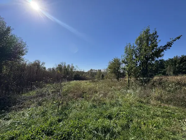 41W815 Laurel DR, St. Charles, IL 60175