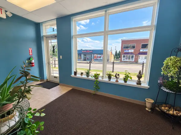 42 E Grand AVE #101, Fox Lake, IL 60020