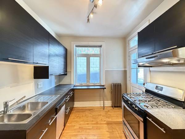 1329 W Carmen AVE #2, Chicago, IL 60640