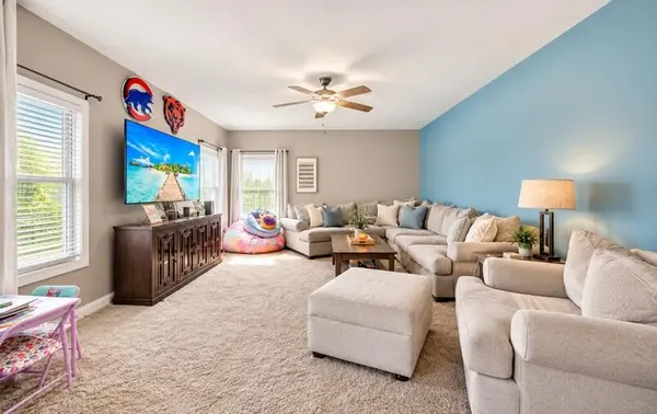 14 Laura Nell Lane, Valparaiso, IN 46383