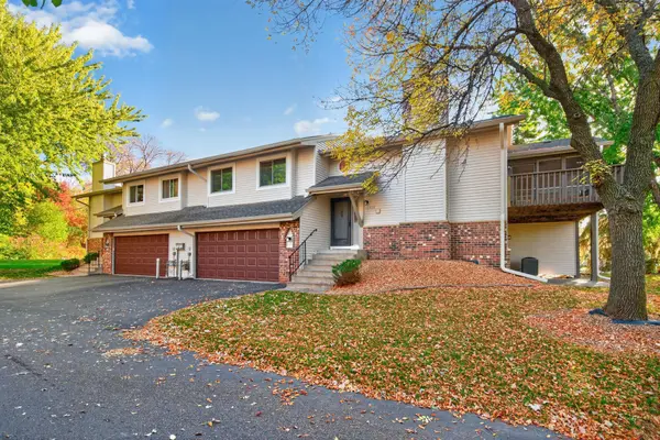 12924 82nd AVE N, Maple Grove, MN 55369