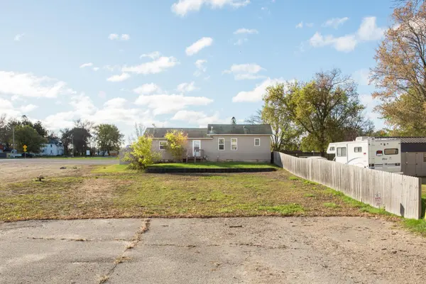 150 Western AVE, Nelson, MN 56355