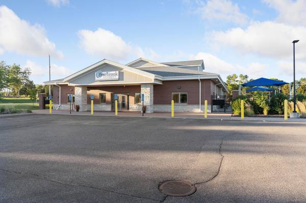 9201 Mitchell RD, Eden Prairie, MN 55347