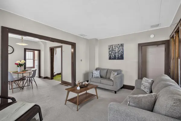 604 Nevada AVE E, Saint Paul, MN 55130