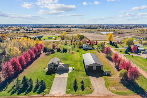8046 Country View DR, Pine City, MN 55063