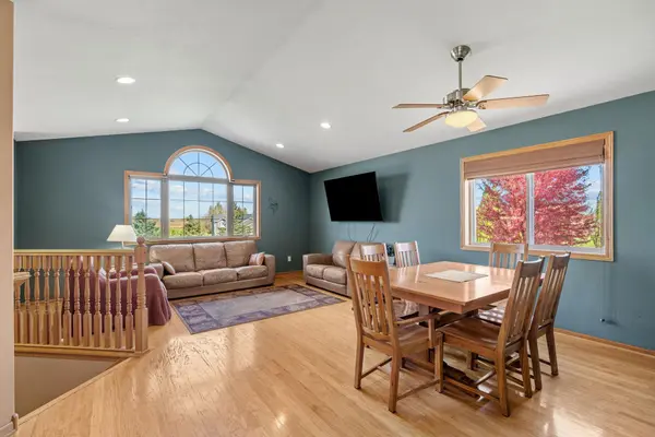 8046 Country View DR, Pine City, MN 55063