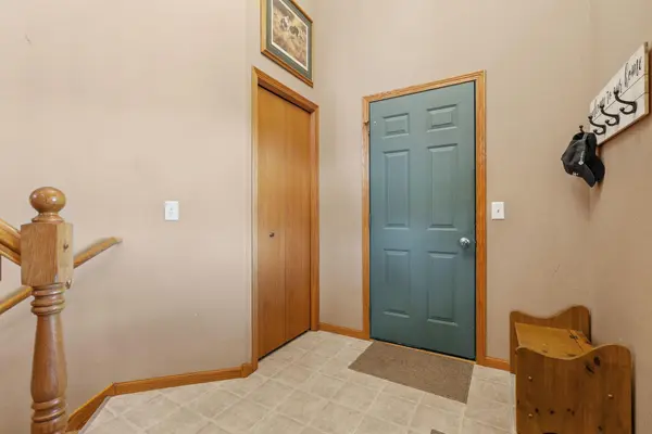 8046 Country View DR, Pine City, MN 55063