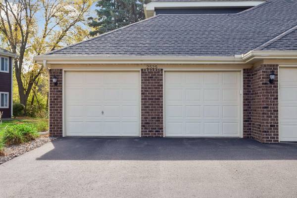 2525 Concord WAY #123, Mendota Heights, MN 55120