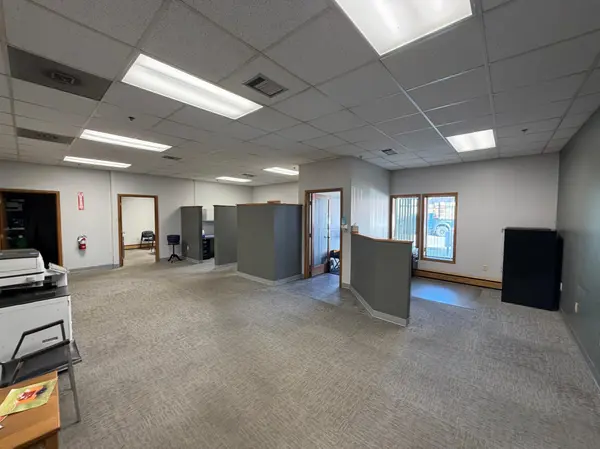 1805 2nd AVE N, Moorhead, MN 56560