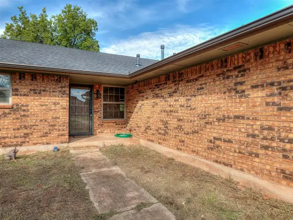 409 NE 9th ST, Blanchard, OK 73010