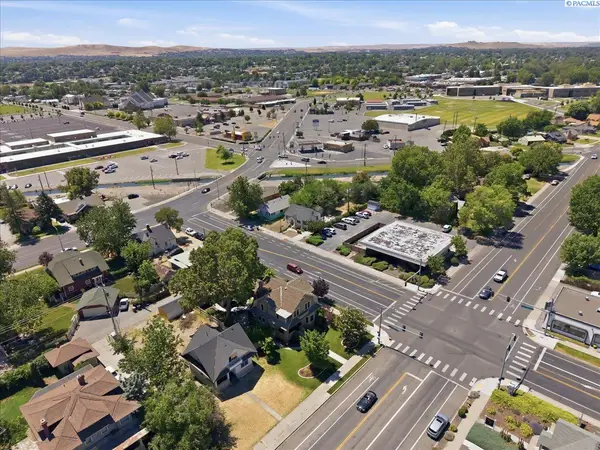 529 W Kennewick Ave, Kennewick, WA 99336