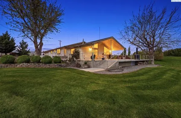 3114 E Highland Extension RD, Benton City, WA 99320