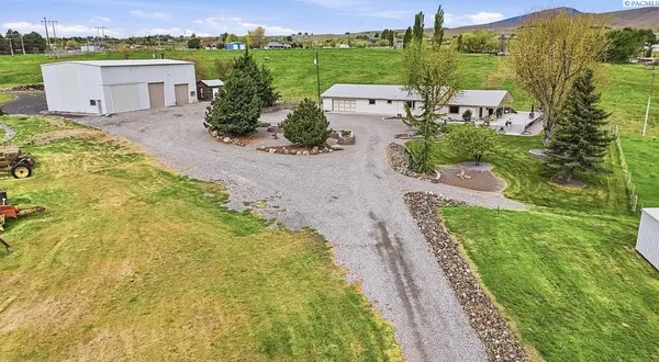 3114 E Highland Extension RD, Benton City, WA 99320