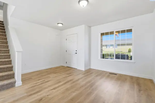 6008 Thistledown Dr., Pasco, WA 99301
