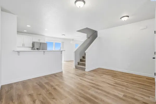 6008 Thistledown Dr., Pasco, WA 99301
