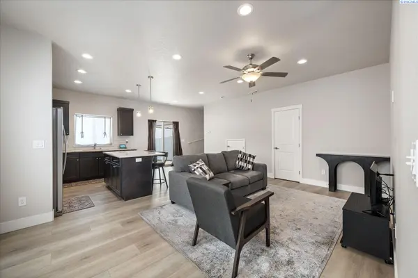 2901 66th Pl, Pasco, WA 99301