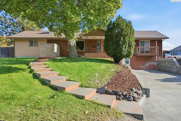 1408 Hunt Avenue, Richland, WA 99354