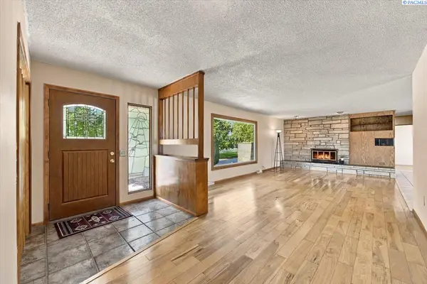 1408 Hunt Avenue, Richland, WA 99354