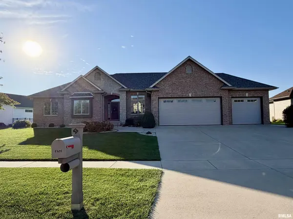 5305 Old Savannah TRL, Springfield, IL 62711