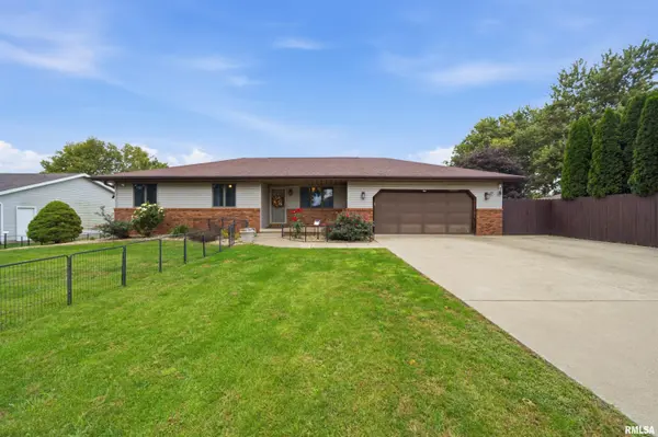 1904 MARSHALL RD, Eureka, IL 61530