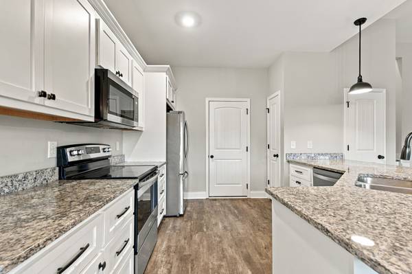 332 Brandywine Ln, Springfield, TN 37172