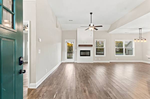 332 Brandywine Ln, Springfield, TN 37172