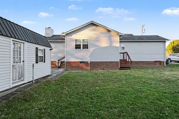 621 Blake Moore Dr, La Vergne, TN 37086