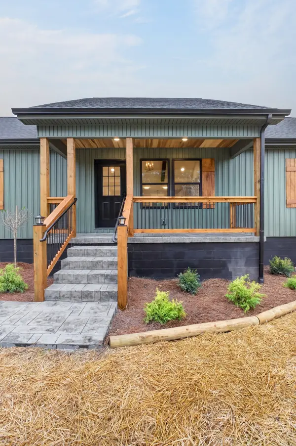 614 W End Ave, Mcminnville, TN 37110