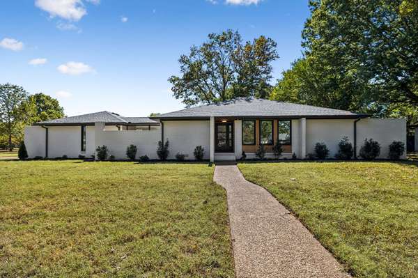 1707 Berkeley St, Murfreesboro, TN 37129
