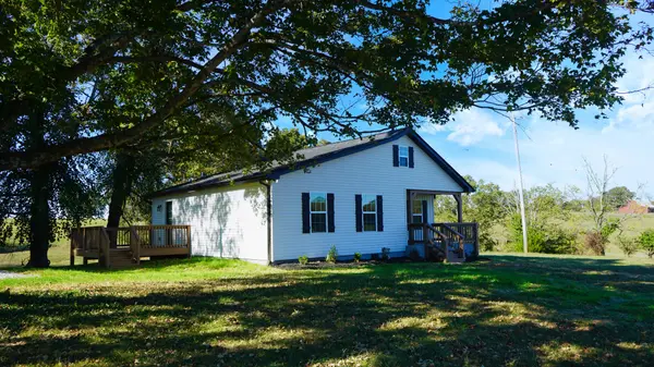 1727 Highway 49 #E, Charlotte, TN 37036