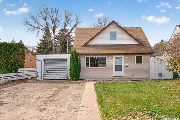 1086 7th AVENUE NW, Moose Jaw, SK S6H 4C4