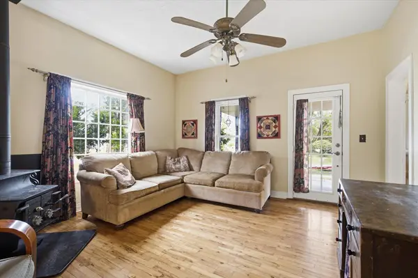 438 W Elm ST, Republic, MO 65738