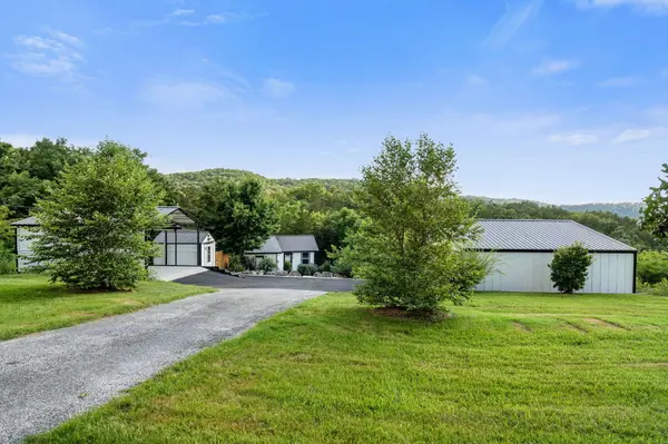 48 Hillsboro DR, Galena, MO 65656