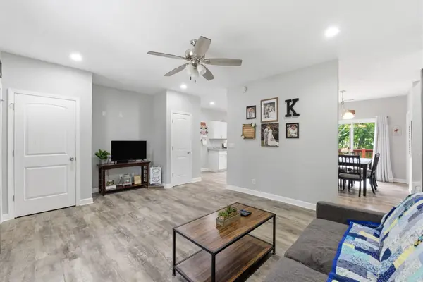 345 Thompson ST, Fordland, MO 65652