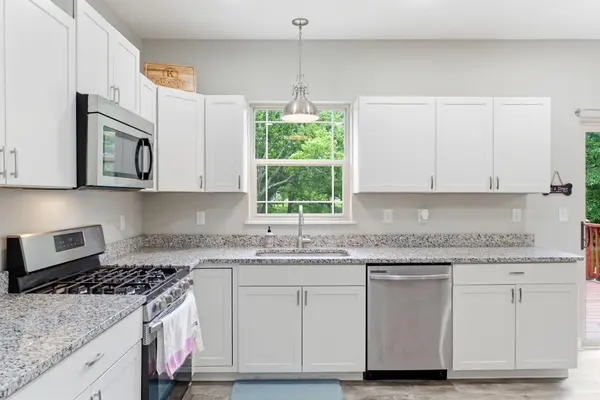 345 Thompson ST, Fordland, MO 65652