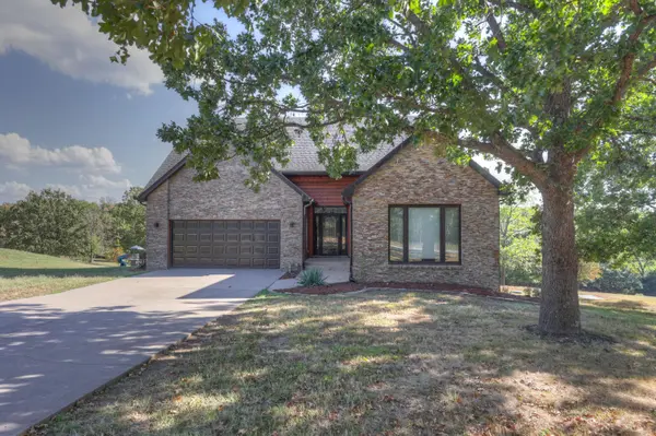 2153 S Loma Linda DR, Loma Linda, MO 64804