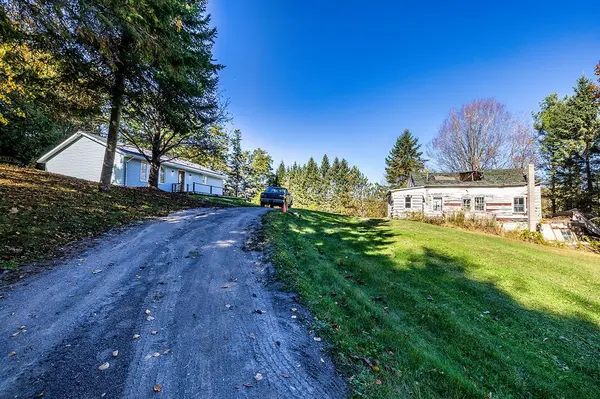 4866 Sackville Bridge RD #A & B, Hamilton Township, ON K0L 1E0