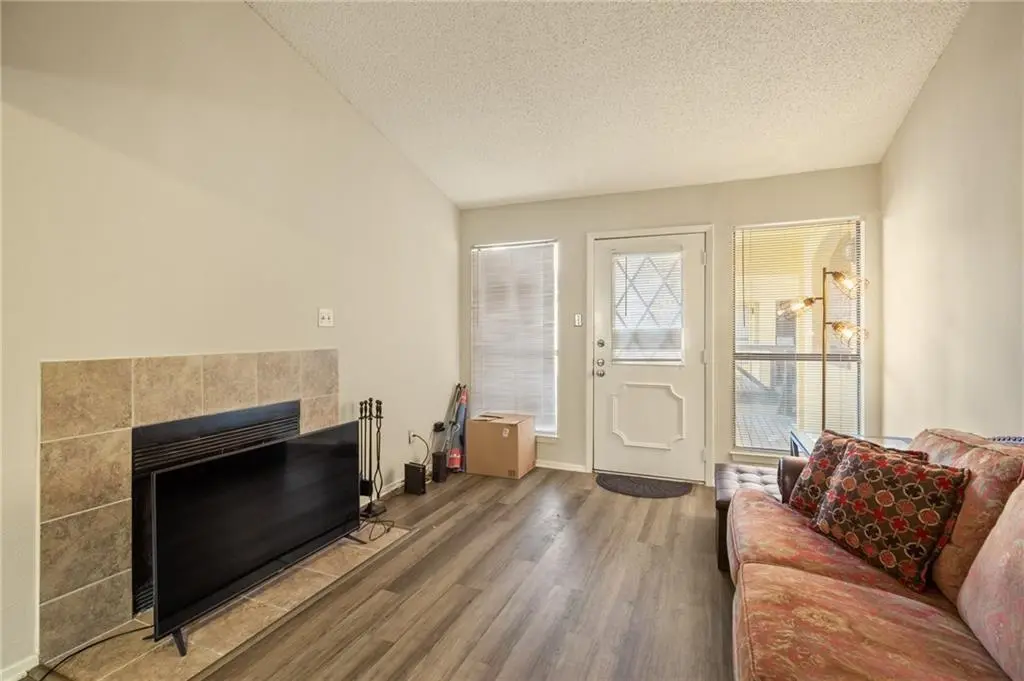 806 W 24th ST #228, Austin, TX 78705