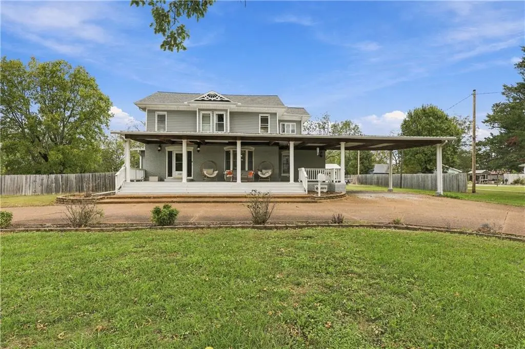 1121 North ST, Oswego, KS 67356
