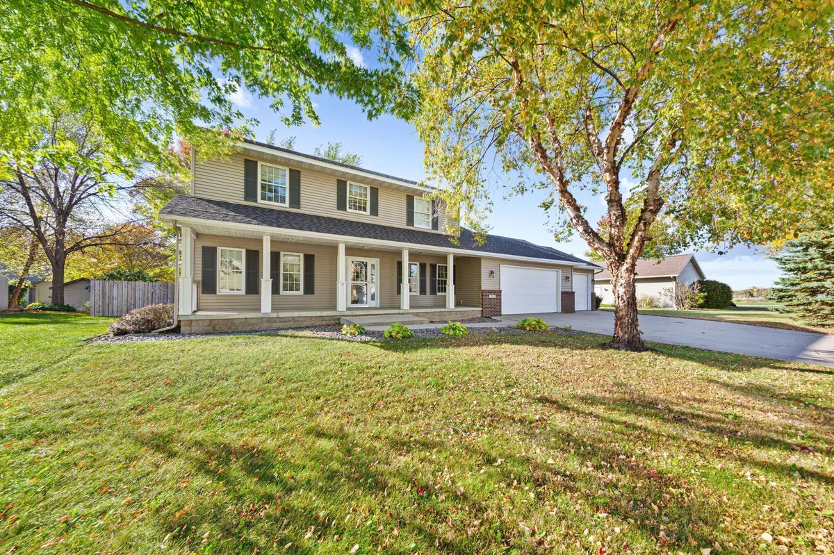 2057 Howard DR, North Mankato, MN 56003