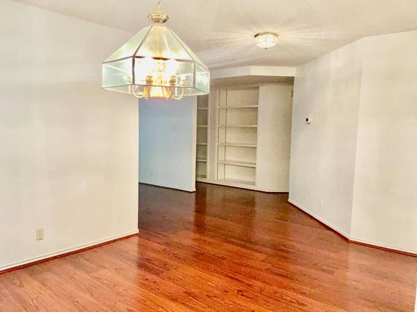 1614 Paper Moon DR, Cedar Park, TX 78613