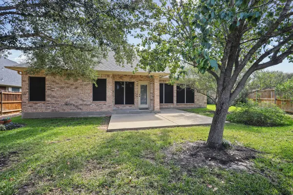 101 Hartford DR, College Station, TX 77845