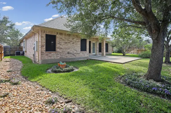 101 Hartford DR, College Station, TX 77845