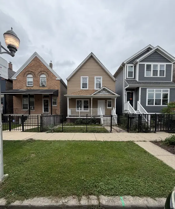 3719 W Wabansia AVE, Chicago, IL 60647